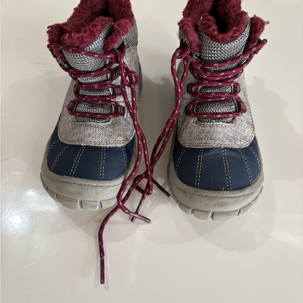 wonder nation Navy and Burgundy Kids Waterproof Snow Boots